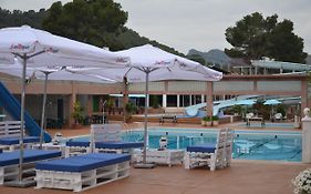 Complejo Turistico la Pinada